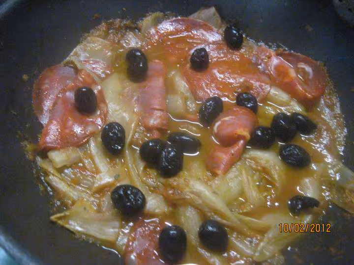 Feuilles d endives au chorizo