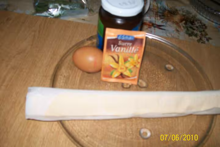 Feuilletees de pruneaux a la pomme