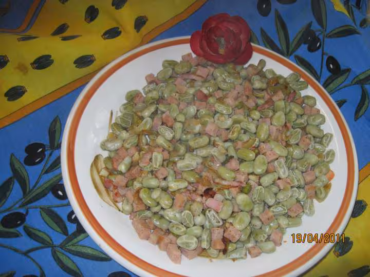 Feves aux des de jambon