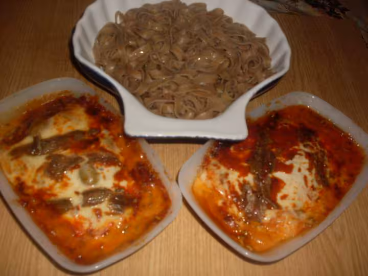 Filet de poisson sauce tomates aux paillons d avignon