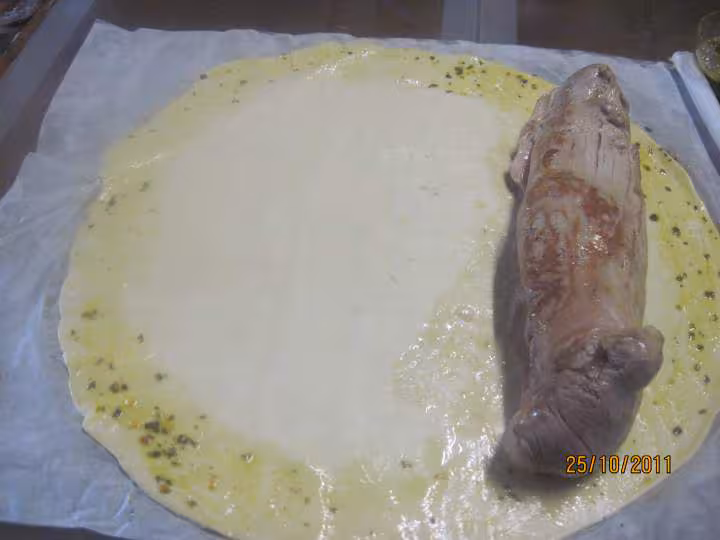 Filet mignon de porc au lard fume en feuilletee