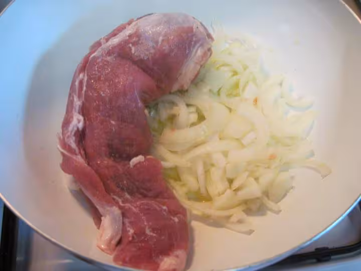 Filet mignon de porc sauce bechamel rosee