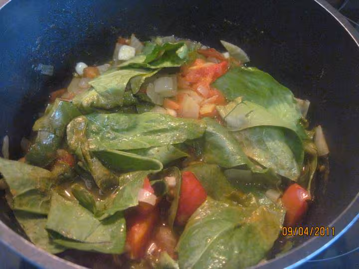 Filets de poisson aux legumes en sauce