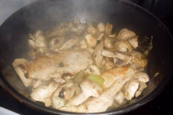 Filets de poulet champignons vin blanc photos