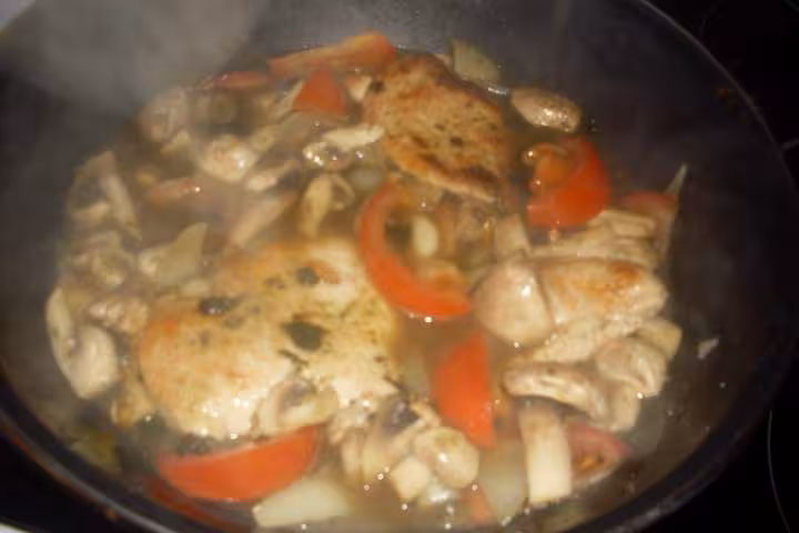 Filets de poulet champignons vin blanc photos