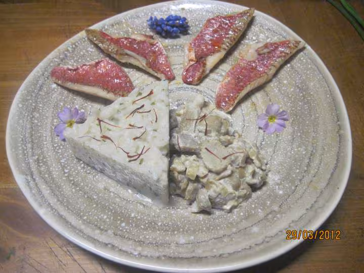 Filets rouget barbet aux champignons en sauce