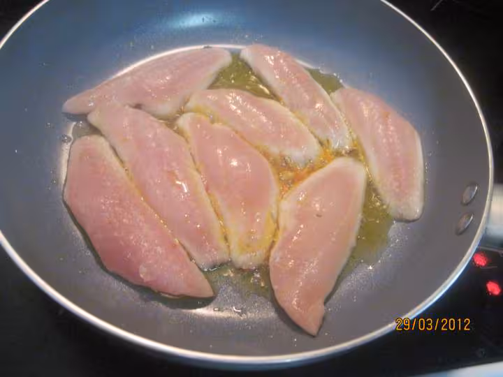 Filets rouget barbet aux champignons en sauce