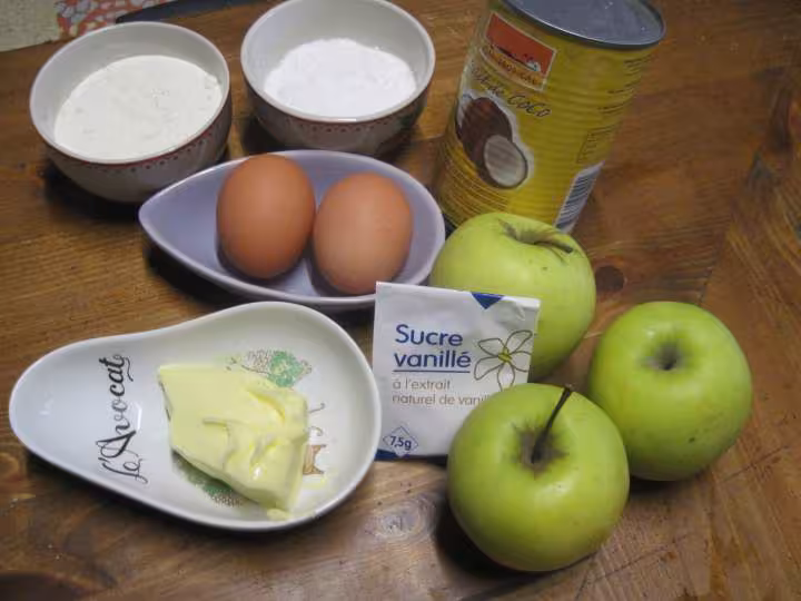 Flan de lait de coco aux pommes