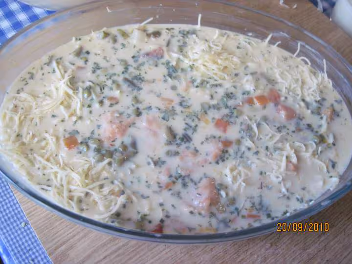 Flanc de saumon rose aux petits legumes