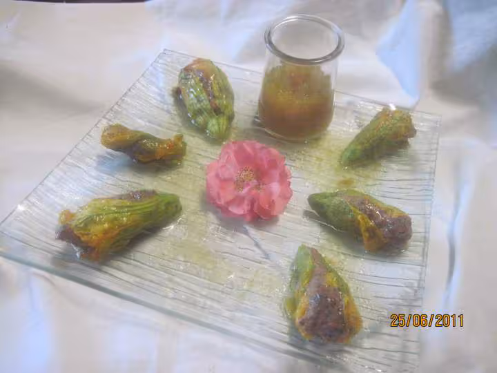 Fleurs de courgettes farcies