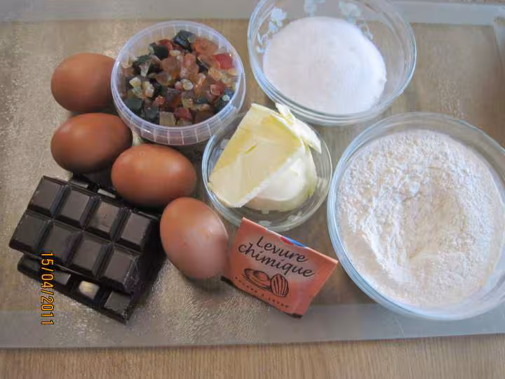Gateau au chocolat aux fruits confits