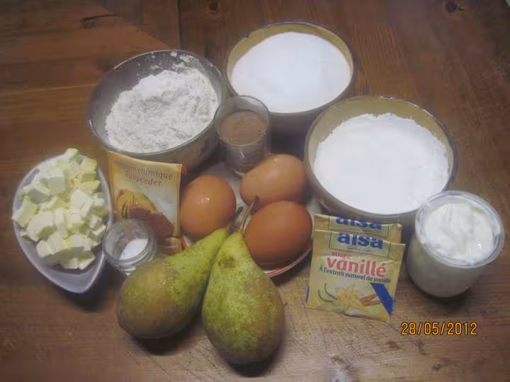 Gateau au chocolat aux poires et creme fraiche