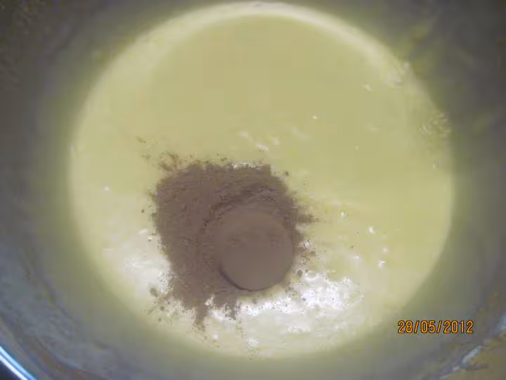 Gateau au chocolat aux poires et creme fraiche