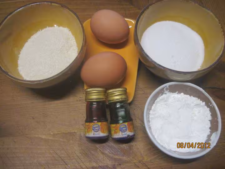 Gateau au lait de coco et meringues