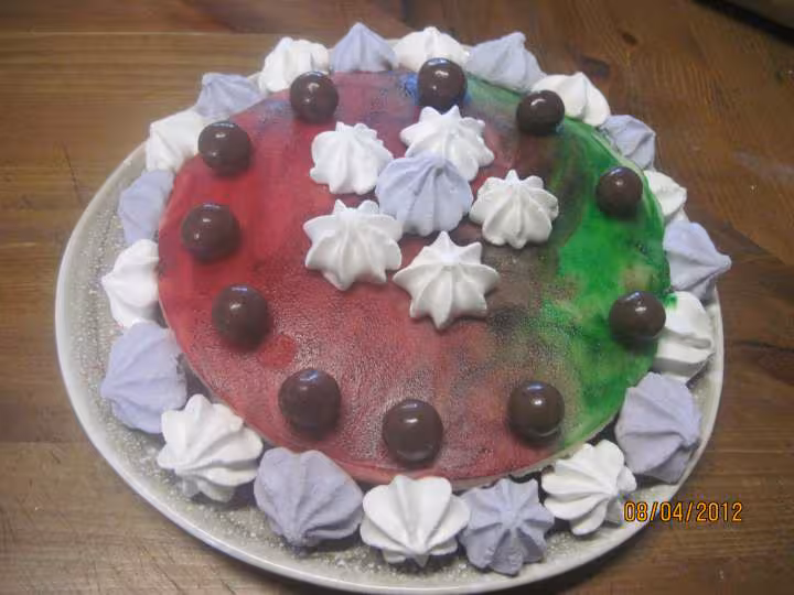 Gateau au lait de coco et meringues