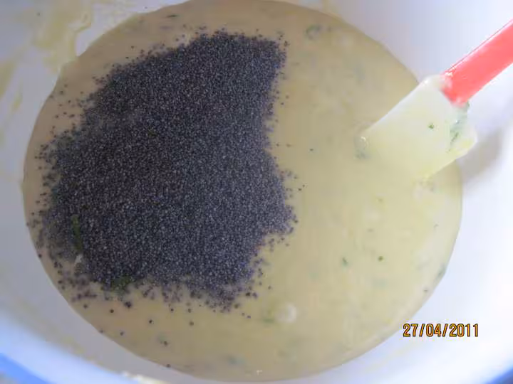 Gateau au pavot et zeste de citrons verts
