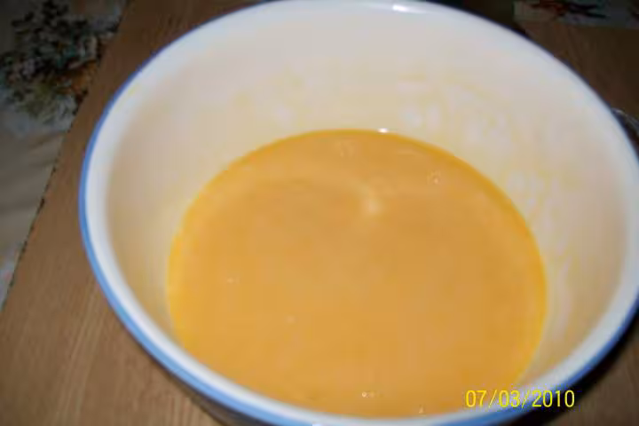 Gateau aux brugnons et zeste de citron