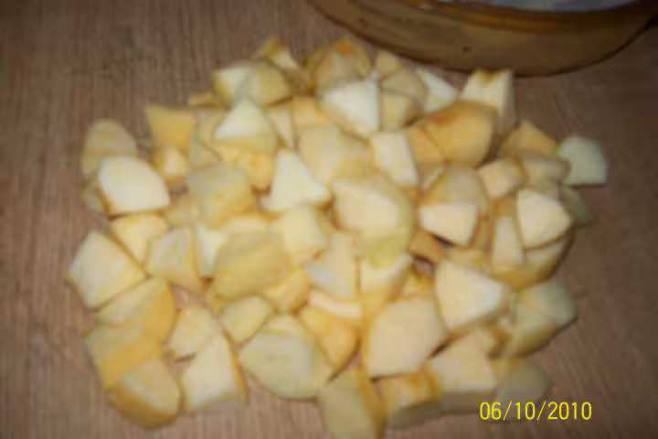 Gateau aux des de pommes caramelisees