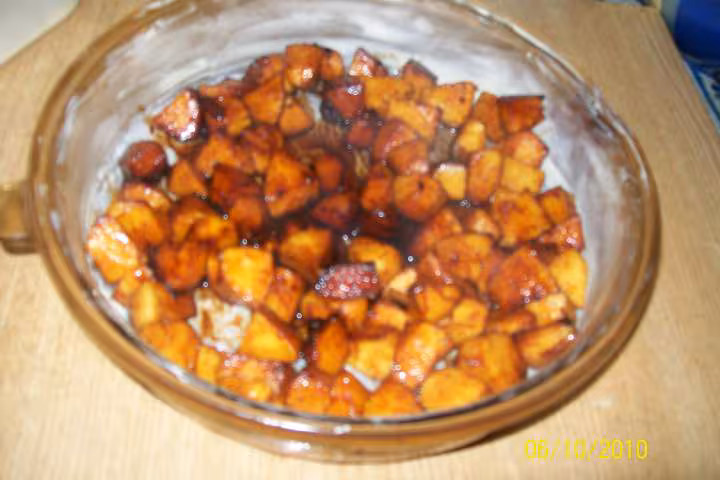 Gateau aux des de pommes caramelisees