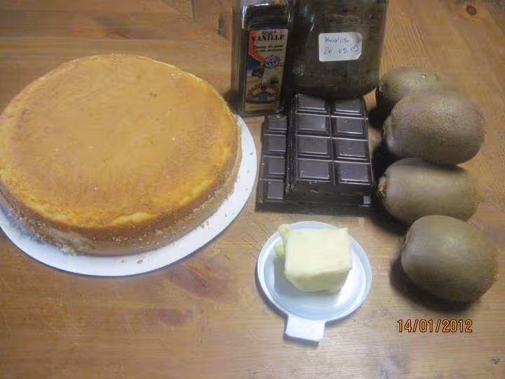Gateau aux kiwis nappage chocolat