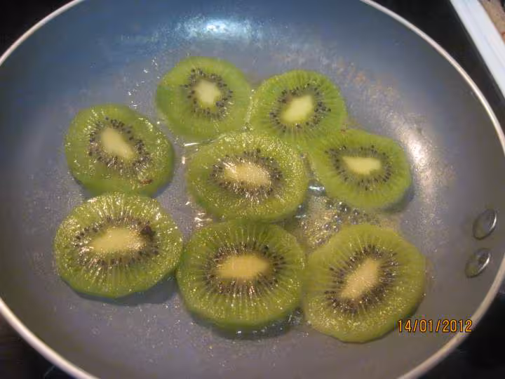 Gateau aux kiwis nappage chocolat