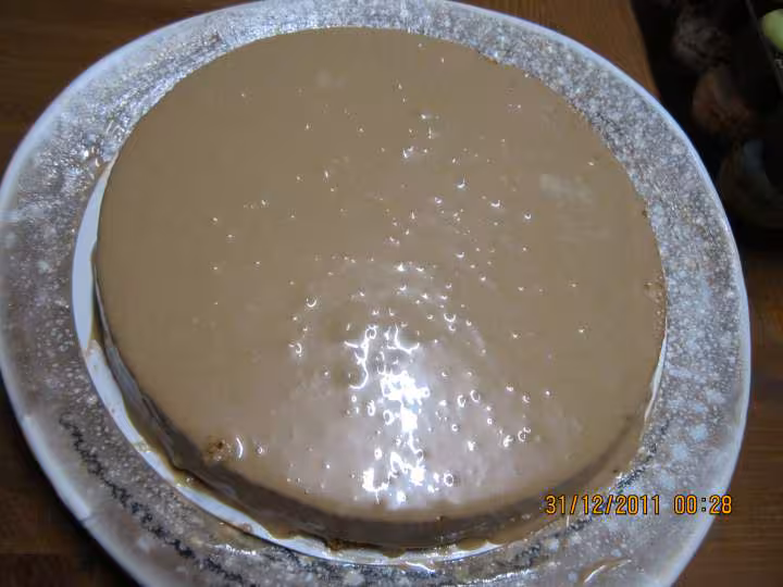 Gateau aux macarons chocolate creme au beurre