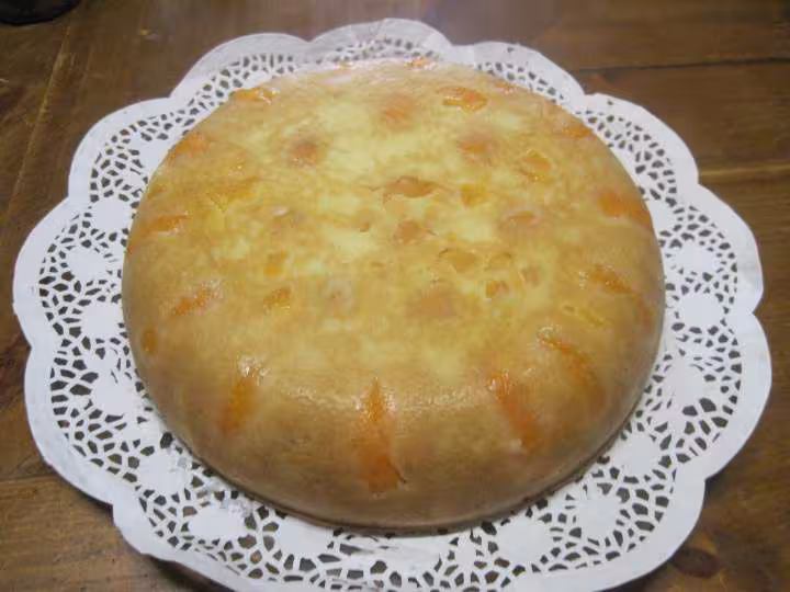 Gateau clafoutis aux abricots a la creme fraiche