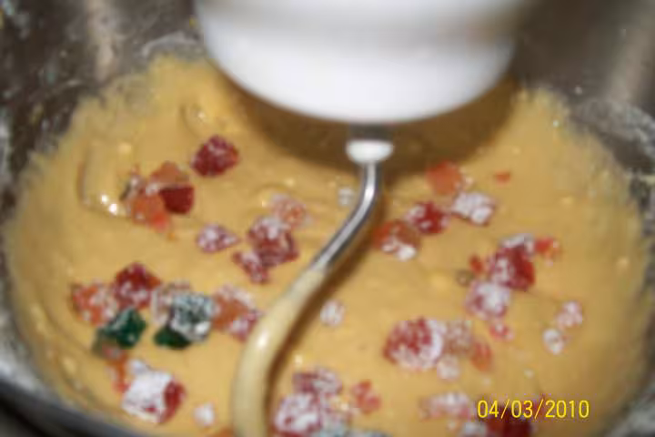 Gateau de paques aux fruits confits