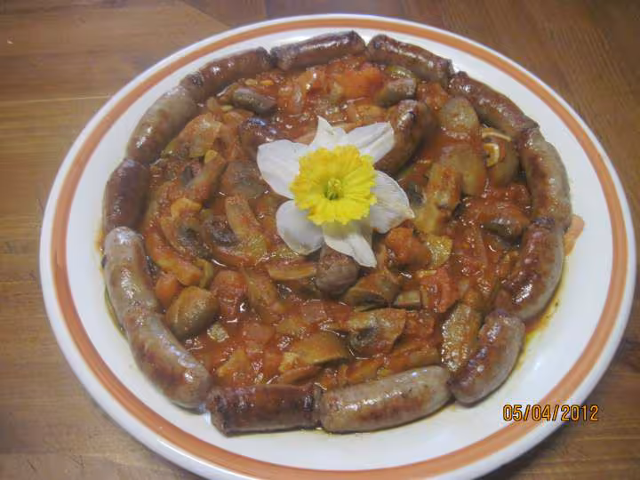 Godiveaux a la sauce tomate aux champignons