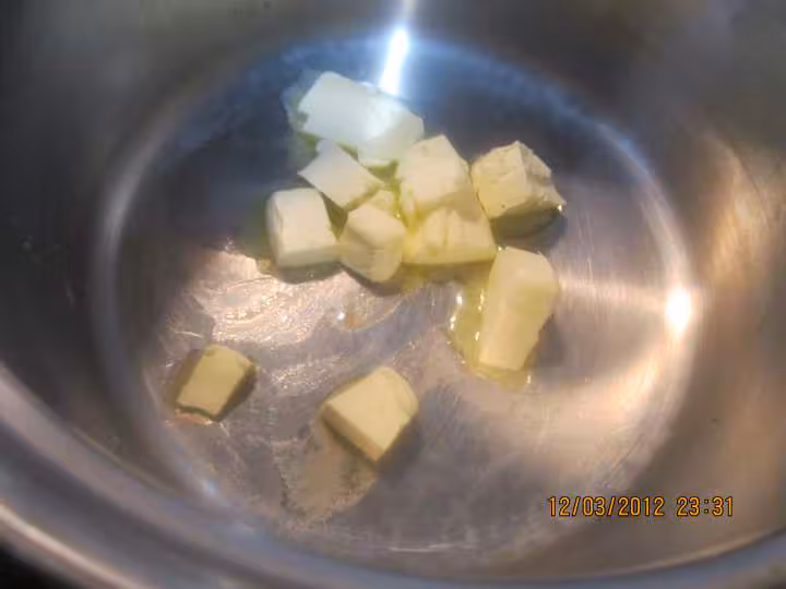 Gratin de courgettes a la bechamel persillee
