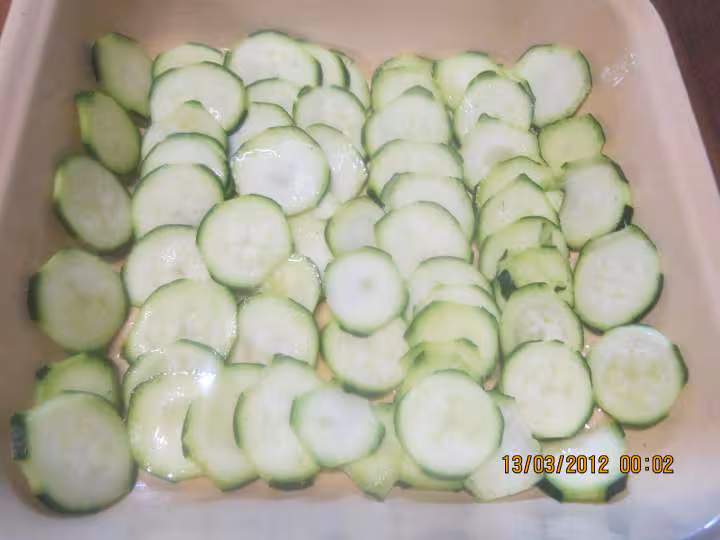 Gratin de courgettes a la bechamel persillee