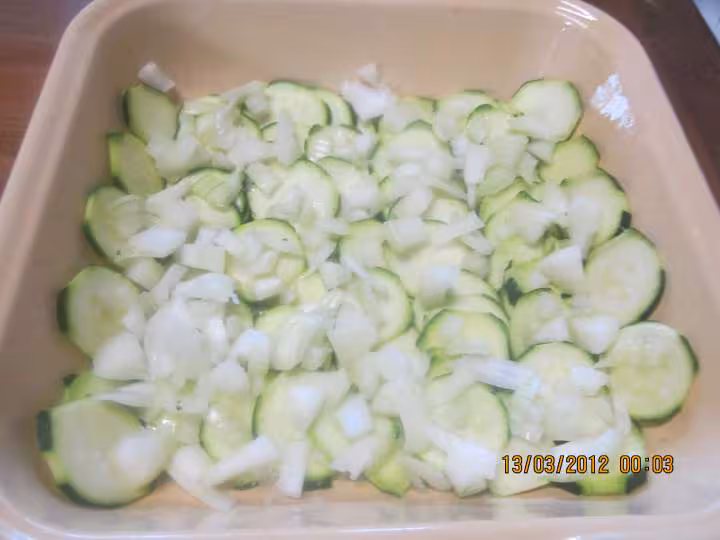 Gratin de courgettes a la bechamel persillee