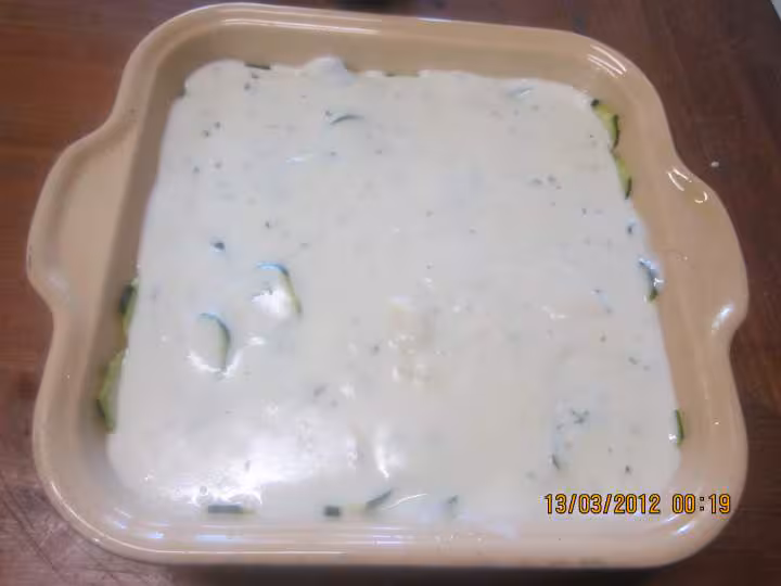 Gratin de courgettes a la bechamel persillee