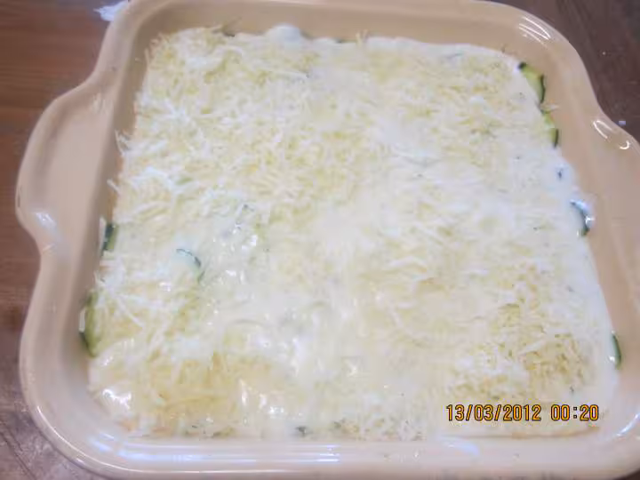 Gratin de courgettes a la bechamel persillee