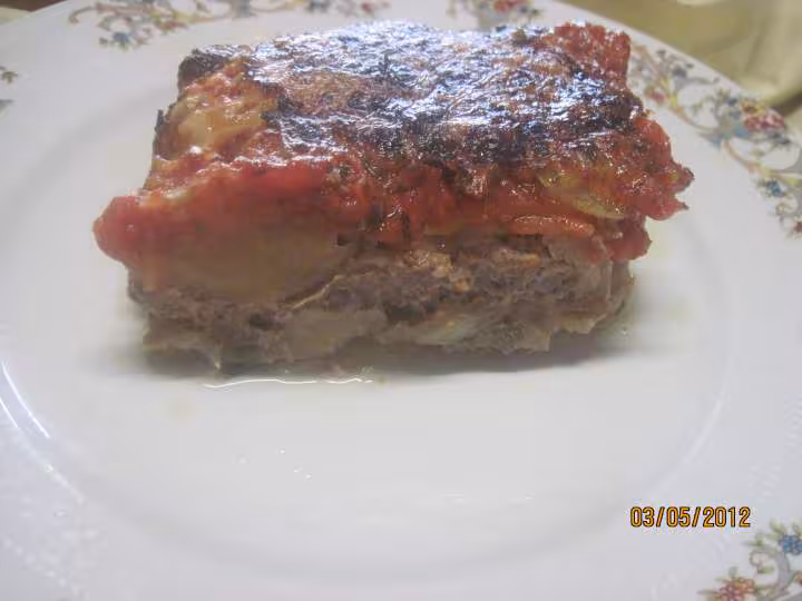 Gratin de poieaux pomme de terre et boeuf hache