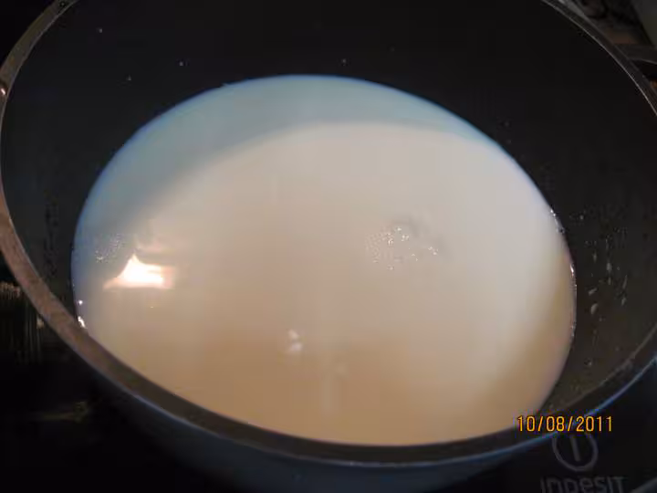 Grosses quenelles de brochet aux des de courgettes