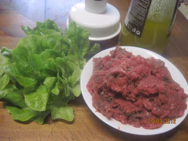 Hamburgers geants au boeufs hache