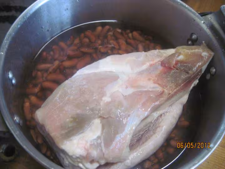 Haricots rouges au petit sale