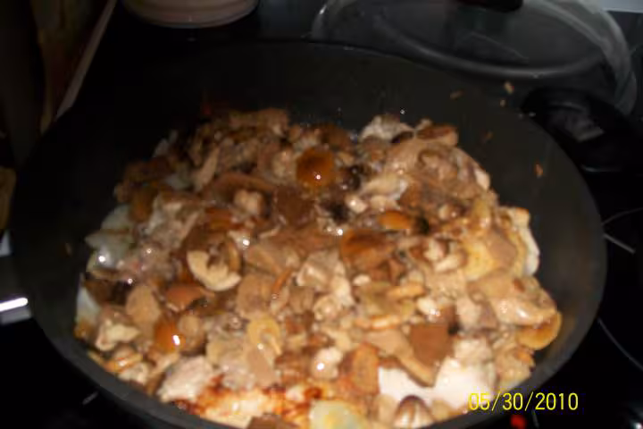 Hauts de poulets aux champignons