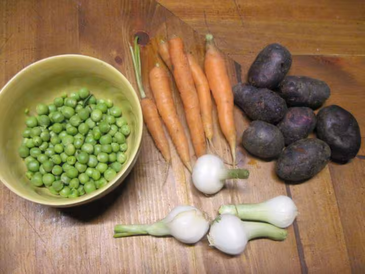 Jardiniere de legumes aux pommes de terre vitelottes