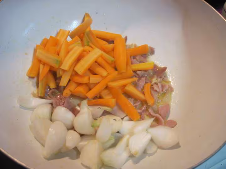Jardiniere de legumes aux pommes de terre vitelottes