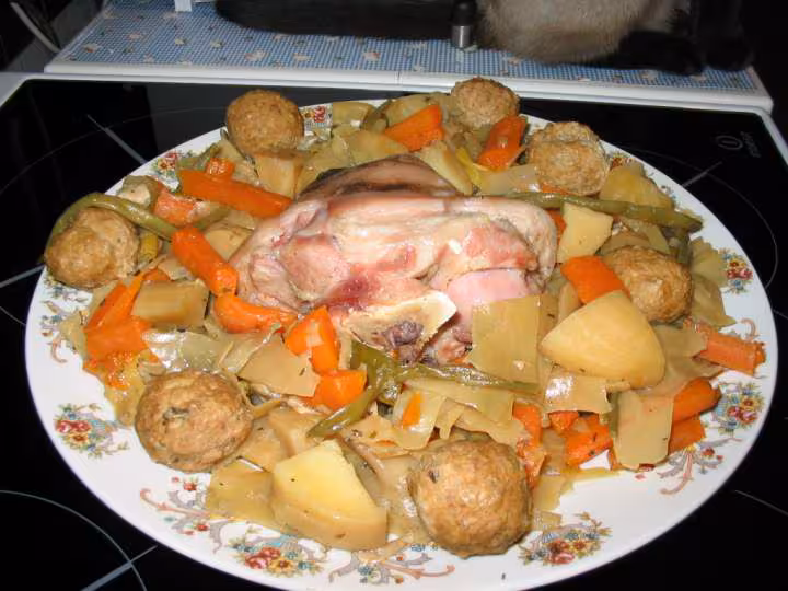 Jarret de porc aux legumes
