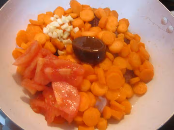 Joues de boeuf aux carottes et basilic