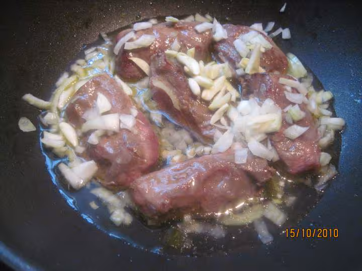 Joues de porc au p de terre sauce curcuma
