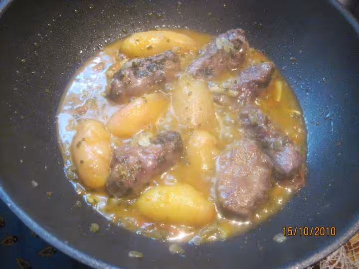 Joues de porc au p de terre sauce curcuma