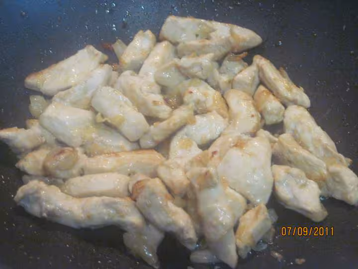 Lamelles de poulet aux feuilles de blette