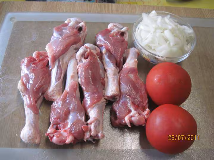 Machons de canard a la sauce tomates