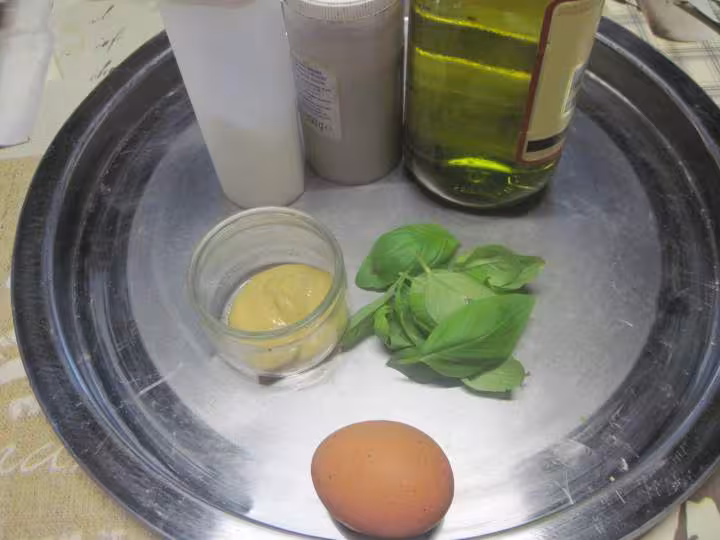 Mayonnaise au basilic sans vinaigre