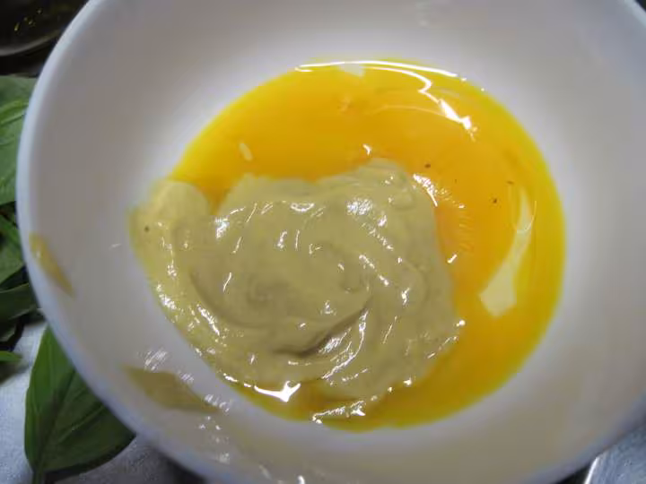 Mayonnaise au basilic sans vinaigre