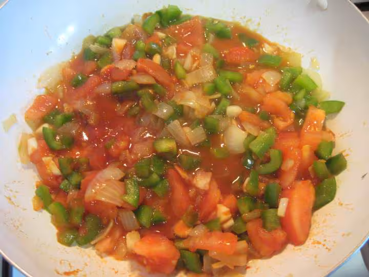 Medaillons de thon a la sauce tomate
